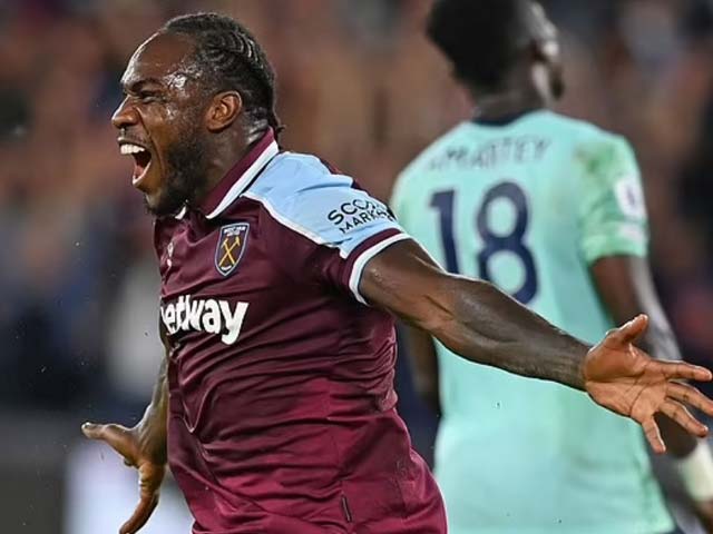 Antonio đi vào lịch sử West Ham