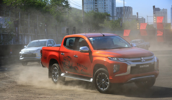 Giá xe Mitsubishi Triton lăn bánh tháng 8/2021 - 3