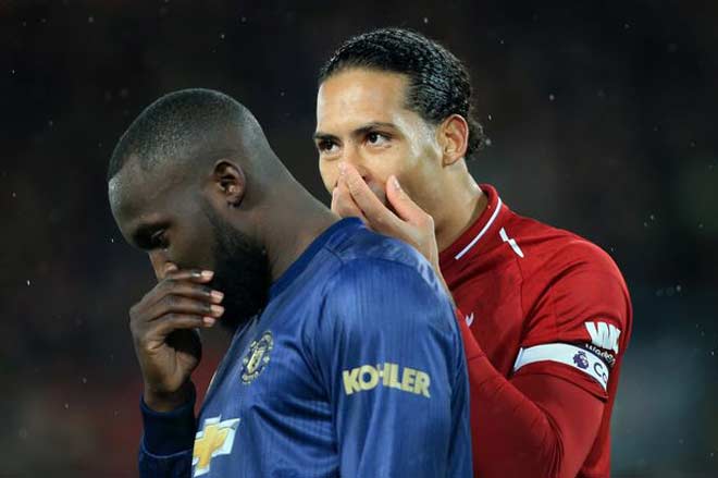 Van Dijk được đàn anh Carragher tin tưởng sẽ giúp Liverpool khóa chặt Lukaku