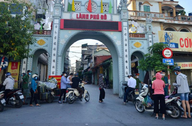 Cổng làng Phú Đô, phường Phú Đô (Nam Từ Liêm, Hà Nội) . Ảnh: Minh họa