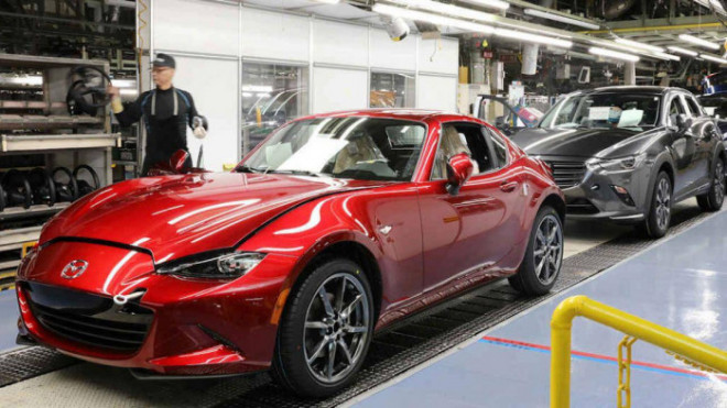 Dây chuyền sản xuất xe Mazda tại nhà máy Hofu (Nhật Bản)