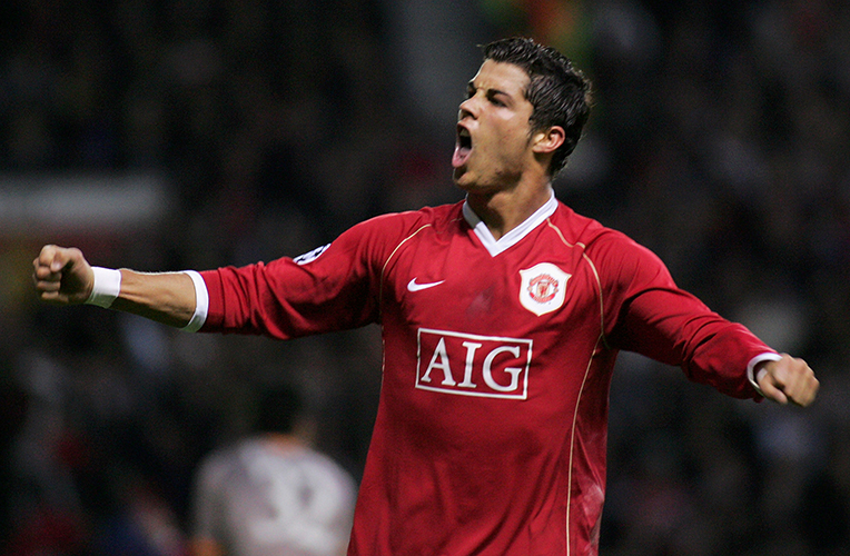 Siêu sao Ronaldo trở lại MU: Để vĩ đại nhất ở Old Trafford hay chỉ dưỡng già? - 9
