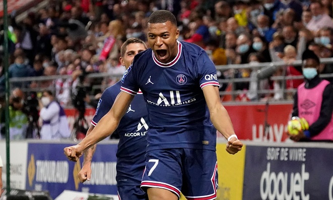 Mbappe tỏa sáng với cú đúp