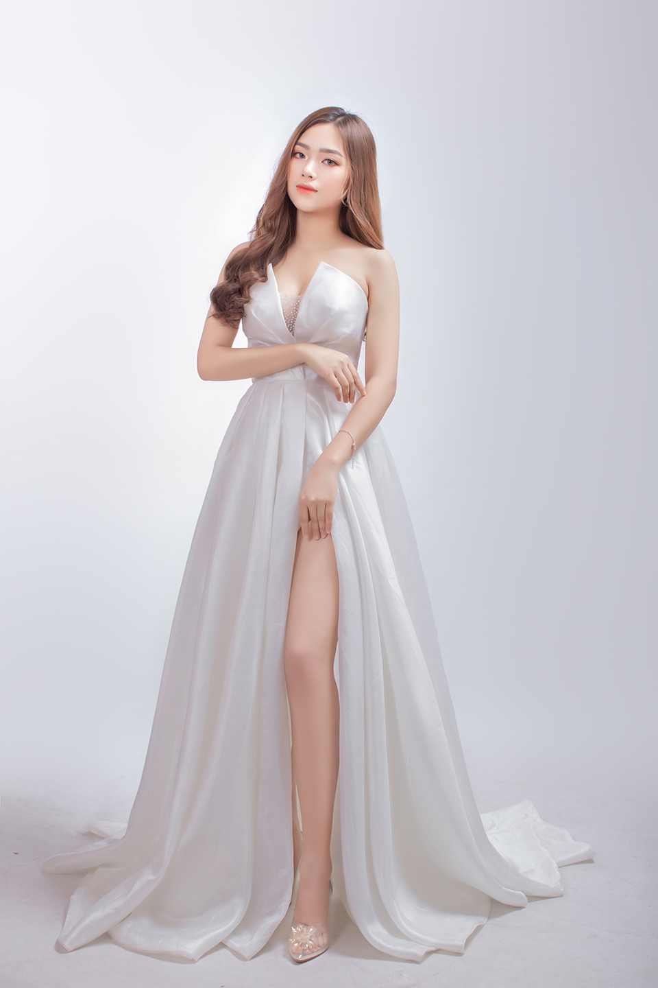 Dược Thanh đang gây chú ý tại&nbsp;“Hoa hậu Hoàn vũ Việt Nam 2021”&nbsp;