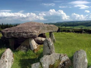 Du lịch - Phát hiện mộ đá liên quan vua Arthur, lâu đời hơn bãi đá cổ Stonehenge