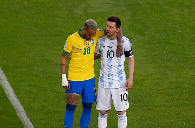 Neymar và ĐT Brazil từng cay đắng nhìn Messi và ĐT Argentina đăng quang chức vô địch Copa America 2021 trên sân nhà Maracana của "Selecao" cách đây 2 tháng