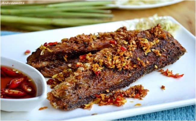 Khô cá đù có thể được chế biến thành nhiều món ăn khác nhau và đều mang lại hương vị hấp dẫn. 
