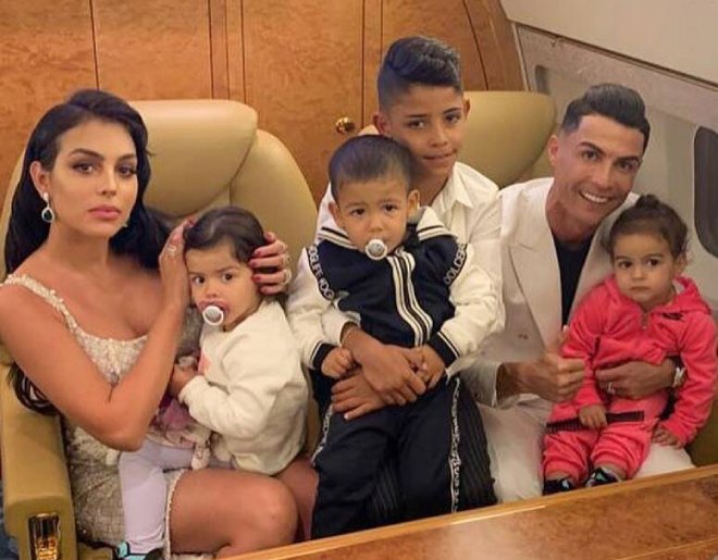 "Tổ ấm" của Ronaldo và&nbsp;Georgina Rodriguez sắp trải qua sóng gió