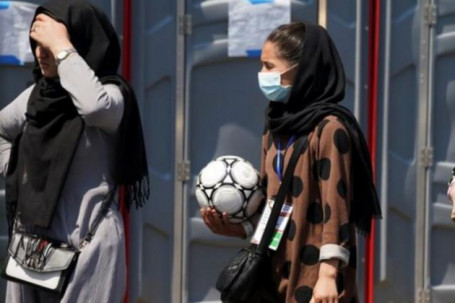 Taliban tuyên bố cấm phụ nữ Afghanistan chơi thể thao