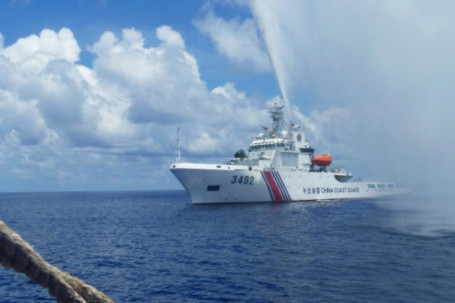 Philippines không công nhận luật yêu cầu khai báo ở Biển Đông của Trung Quốc