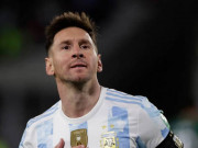 Bóng đá - Messi ghi hat-trick phá kỷ lục của &quot;Vua&quot; Pele, bật khóc sau trận đấu của ĐT Argentina