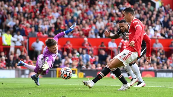 Trực tiếp bóng đá MU - Newcastle: Ronaldo lập cú đúp, Fernandes - Lingard tỏa sáng (Hết giờ) - 4