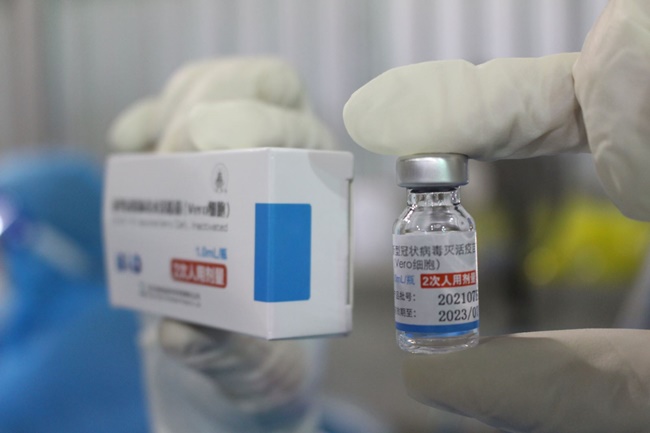 Hiện nay, Hà Nội cũng như một số địa phương đang tiêm vắc xin Verocell do công ty Sinopharm Trung Quốc sản xuất.
