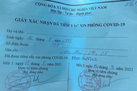 Giấy xác nhận tiêm vắc-xin của cô gái "nhờ xin ông anh" ở phường An Phú (quận Ninh Kiều). Nguồn: Facebook