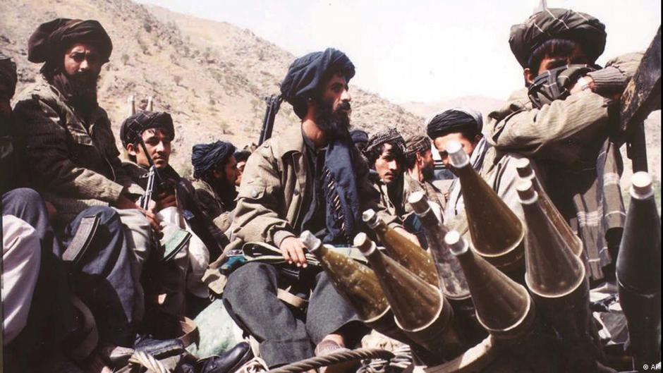 Các tay súng Taliban ở thủ đô Kabul năm 1996. Ảnh: AP