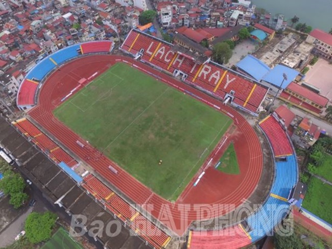 Sân Lạch Tray là một trong những sân vận động lớn ở Việt Nam và có sức chứa tới hơn 30.000 người
