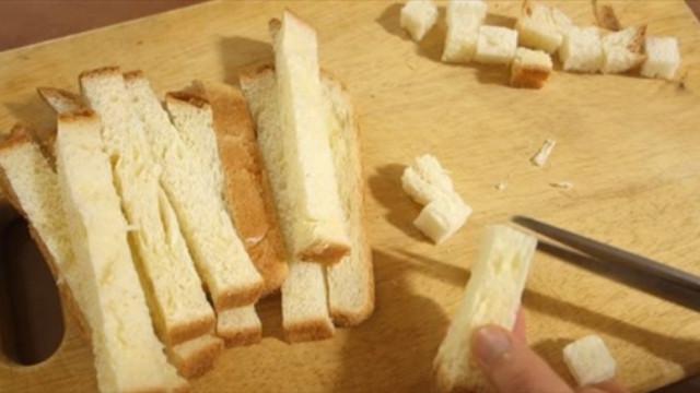 Món ngon cuối tuần: Cách làm bánh Trung thu bằng sandwich cực độc đáo - 1