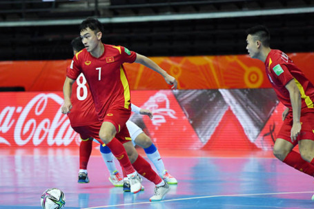 Vỡ òa ĐT futsal Việt Nam khiến CH Séc choáng, lấy vé đi tiếp ở World Cup