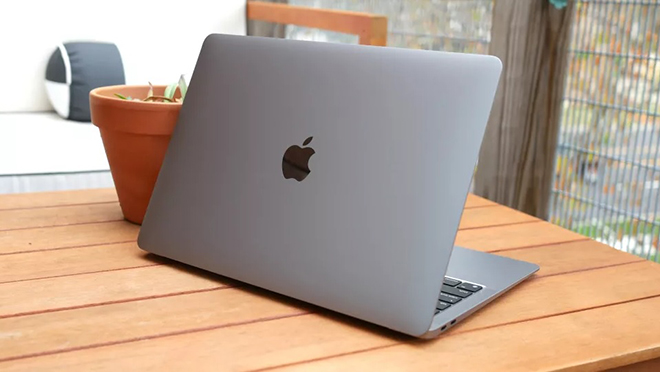 MacBook Air 13 inch M1.