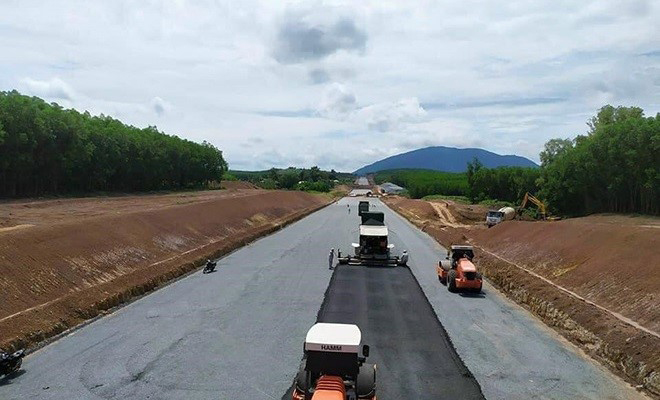 Cao tốc Dầu Giây - Phan Thiết đang giữ vững tiến độ thi công để về đích cuối năm 2022