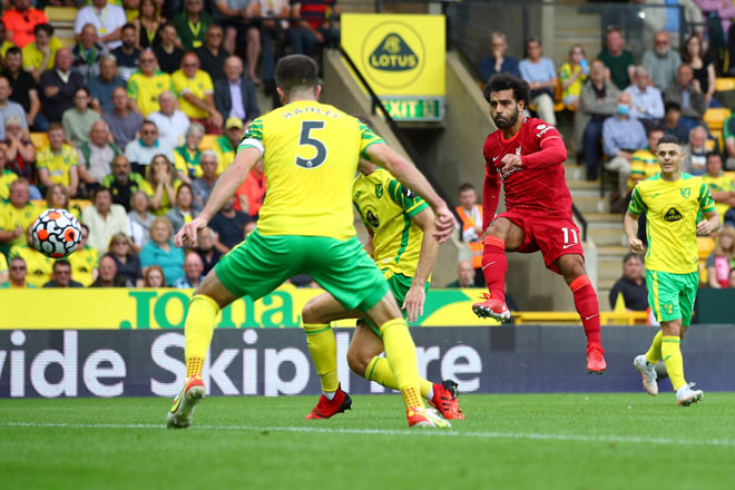 Mohamed Salah từng ghi bàn ấn định đại thắng 3-0 của Liverpool trên sân của Norwich ở vòng 1 giải Ngoại hạng Anh năm nay