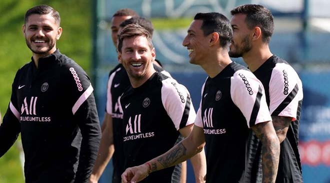 Các đồng đội như Di Maria, Paredes, Icardi hoàn toàn nể trọng Messi