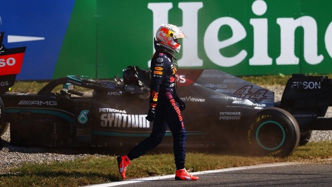 Max Verstappen bị phạt 3 bậc xuất phát do gây ra tai nạn