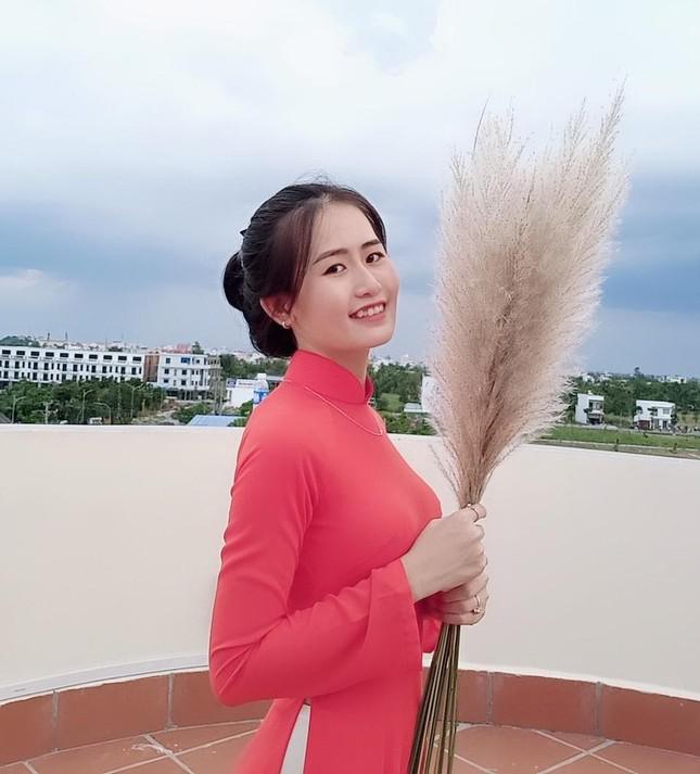 Nữ sinh ngành Dược xung phong tham gia tuyến đầu chống dịch - 2