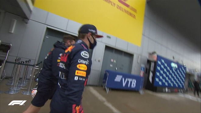 Verstappen sẽ xuất phát cuối cùng do án phạt, không ghi thời gian.