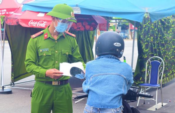 Người dân, doanh nghiệp được tạo nhiều điều kiện thuận lợi hơn từ 0 giờ ngày 30-8.7 nhóm hoạt động tiếp tục tạm dừng