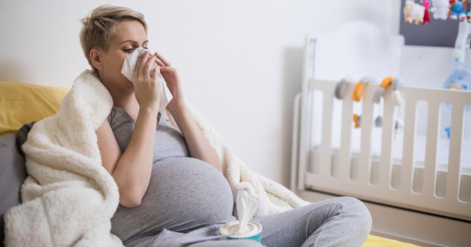 Các triệu chứng nhiễm COVID-19 của phụ nữ mang thai cũng giống như người không mang thai.