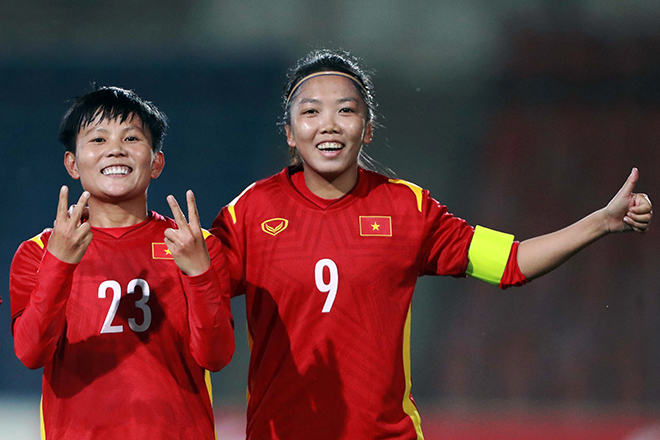 Các cầu thủ nữ Việt Nam ăn mừng chiến thắng trước chủ nhà Tajikistan tối 29/9.