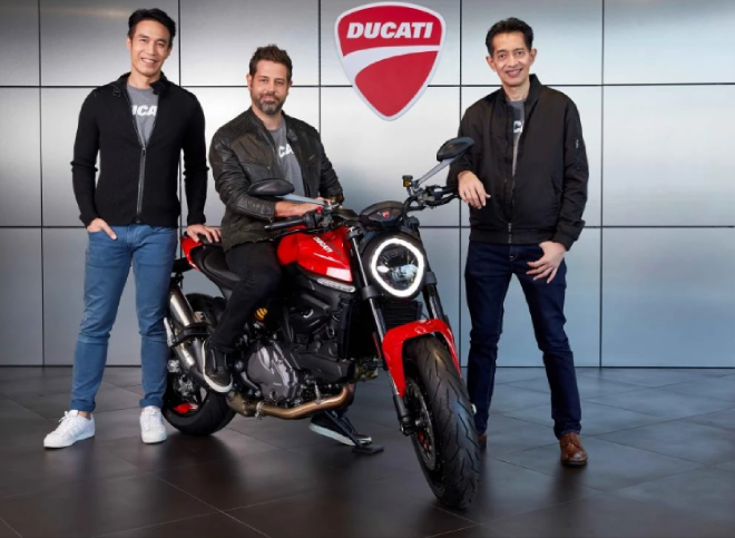 Đẹp xuýt xoa “ác quỷ” Ducati Monster hoàn toàn mới, giá hơn 300 triệu đồng - 2