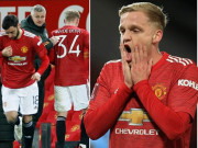 Bóng đá - Cực sốc Van De Beek mất kiểm soát tại MU, ném bã kẹo phản đối HLV Solskjaer