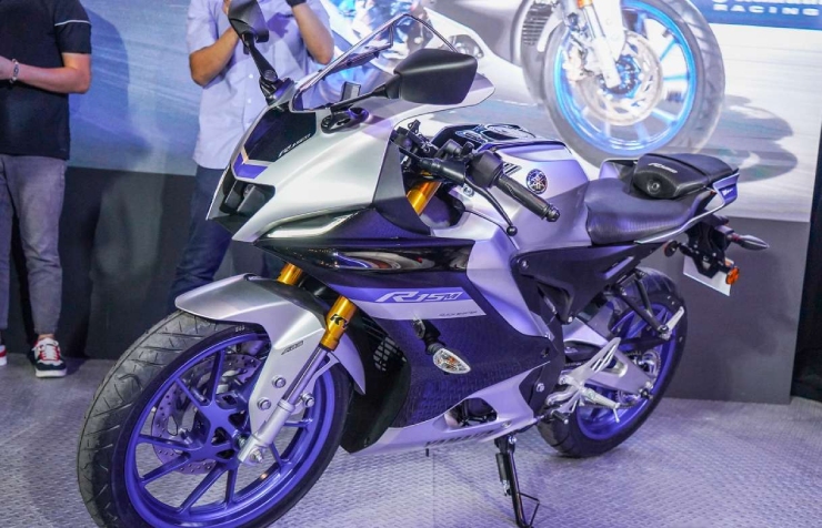 Mô tô mới 2022 Yamaha R15M ra mắt, giá chỉ nhỉnh 79 triệu đồng - 1