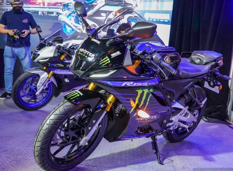 Mô tô mới 2022 Yamaha R15M ra mắt, giá chỉ nhỉnh 79 triệu đồng - 3