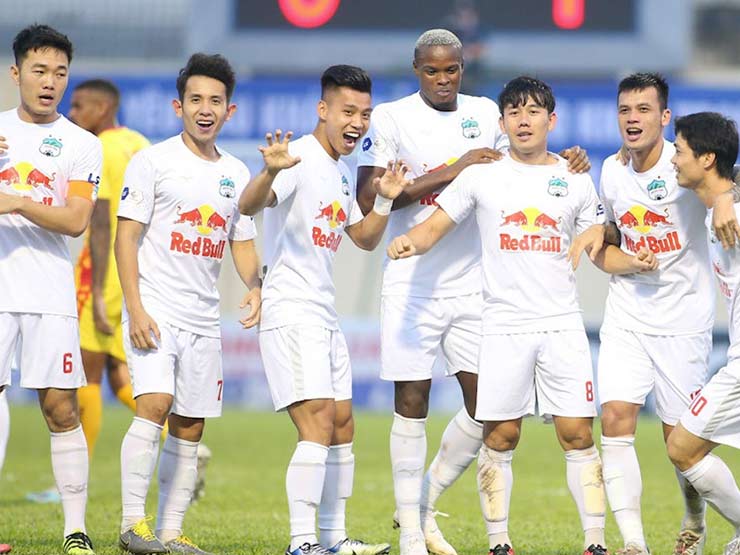 Trực tiếp bóng đá Bình Định - HAGL: Tuấn Anh - Công Phượng đá chính (Vòng 5 V-League)