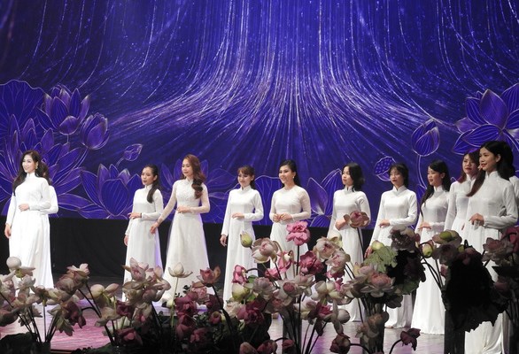 Một&nbsp;số thí sinh tham gia cuộc thi "Hoa hậu Áo dài Việt Nam 2022" có mặt tại buổi họp báo