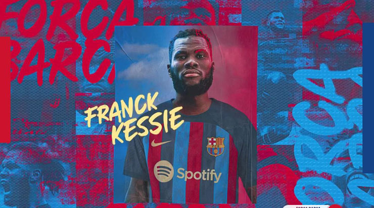 Franck Kessie là tân binh đầu tiên của Barca hè này
