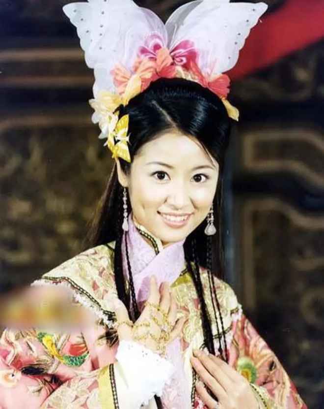 Tạo hình nhân vật Kiến Ninh công chúa của Lâm Tâm Như có phần tao nhã và dịu dàng khác xa nguyên tác.