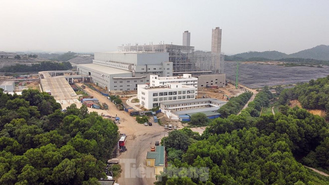 Được khởi công từ tháng 8/2019, dự án Nhà máy Điện rác Sóc Sơn thuộc Khu liên hợp xử lý chất thải rắn Nam Sơn, huyện Sóc Sơn được UBND TP phê duyệt chủ trương đầu tư trên diện tích khoảng 17,51ha.