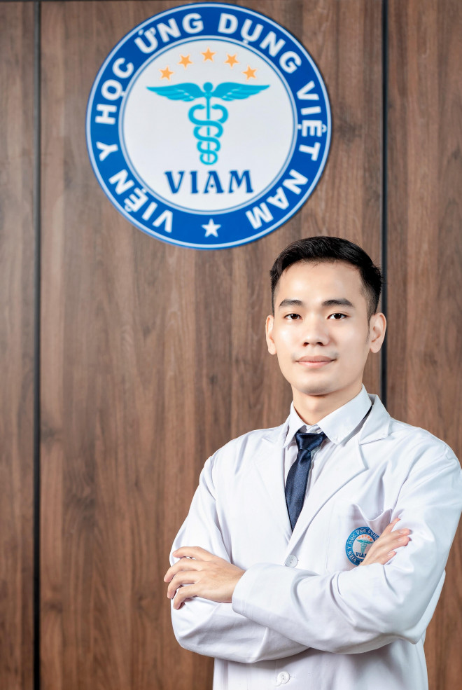 ThS.BS&nbsp;Tạ Tùng Duy – Viện Y học Ứng dụng Việt Nam.