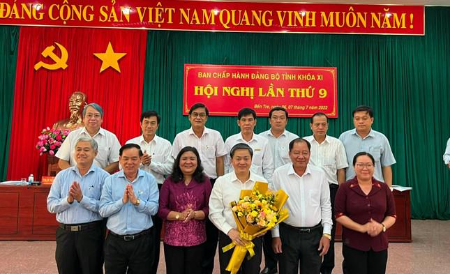 Ban chỉ đạo Phòng chống tham nhũng tỉnh Bến Tre ra mắt hội nghị. - Ảnh: H. Trung