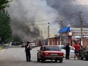 Thế giới - Nga tăng sức ép, Thống đốc Donetsk kêu gọi dân sơ tán