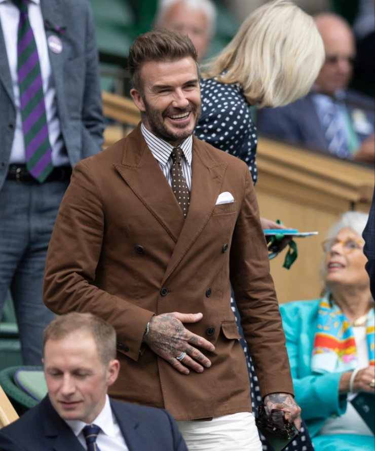 David Beckham bước sang tuổi 47 vẫn sở hữu vẻ đẹp nam tính, lịch lãm