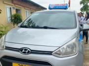 Tin tức trong ngày - &quot;Chặt chém&quot; khách du lịch nước ngoài, taxi bị giữ xe và phạt 13,5 triệu đồng