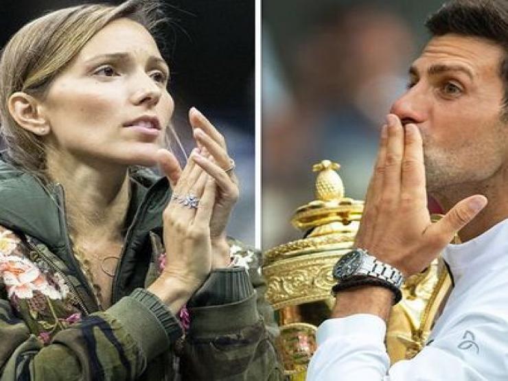 Djokovic đem cúp Wimbledon về tặng vợ, Fognini phải đính chính vì Nadal (Tennis 24/7)