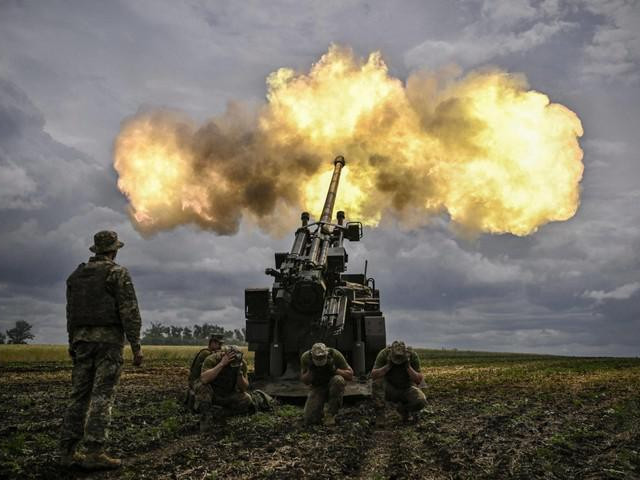 Chuyên gia Anh: Bất chấp nguồn cung cấp vũ khí phương Tây, Ukraine đang thua
