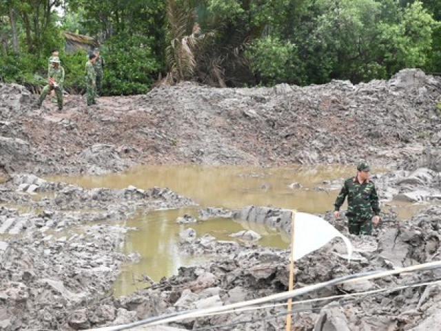 Phát hiện xác máy bay Mỹ dưới ao tôm ở Trà Vinh