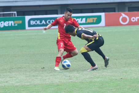 Trực tiếp bóng đá U19 Việt Nam - U19 Malaysia: Nỗ lực không thành (U19 Đông Nam Á) (Hết giờ)